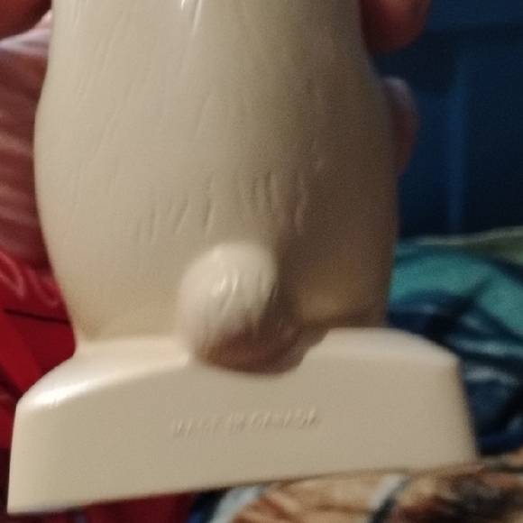 Cream Rabbit Figurine - Picture 5 of 6